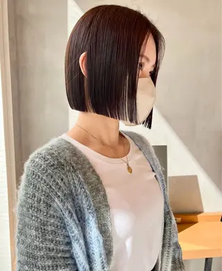 ショート センターパート /ニュアンスパーマのヘアスタイル