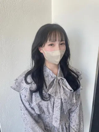 ロング カラー 佐藤 陽菜のヘアスタイル