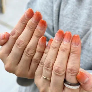 ネイル Elegancia. Hiromiのネイルデザイン