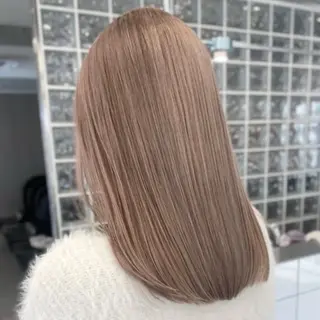 セミロング カラー ミルクティーベージュ 🐱【Ryo】のヘアスタイル