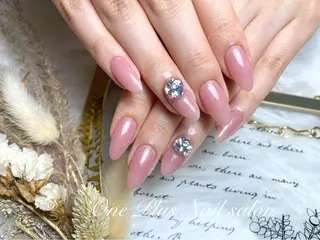 ネイル One Plus Nail Salonのネイルデザイン