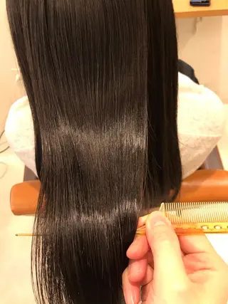 ロング TELA HAIR 幕張本郷所属・TELA HAIR 幕張本郷店　千尋のヘアスタイル