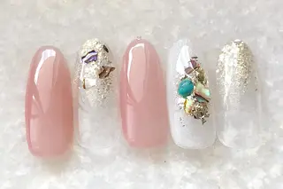 ネイル Satomi  のネイルデザイン