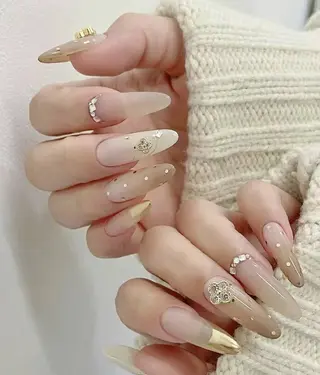 ネイル Oomiya 服部のネイルデザイン