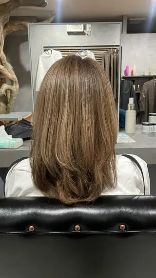 ミディアム 白髪ケア  BAUM まやのヘアスタイル