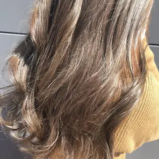 ロング カラー ヘアアレンジ 吉野 優子のマツエク・マツパデザイン