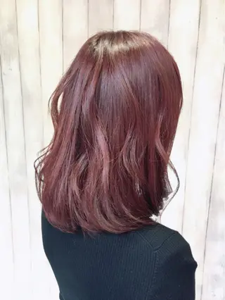 カラー トップスタイリスト 小澤純一のヘアスタイル