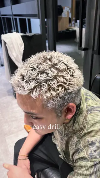 パーマ メンズ 山本 拓実のヘアスタイル