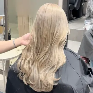 セミロング カラー NVEMO.【ベモ】所属・ミルクティーベージュ /まりん🥣のヘアスタイル