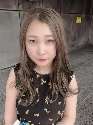 セミロング カラー Ate by little所属・青木 梢のヘアスタイル