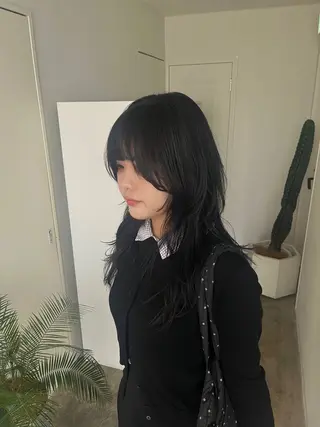 ロング Shion/ レイヤー/髪質改善のヘアスタイル