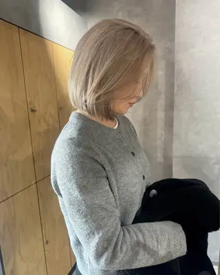 ミディアム lit所属・宮本 春花のヘアスタイル