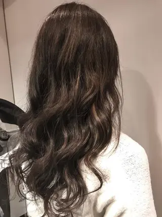 ロング カラー ひろせ かなのヘアスタイル