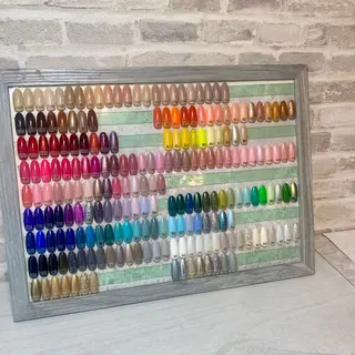 ネイル ジェヌインネイル 間宮のネイルデザイン