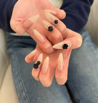 ネイル Bi_nail. yuuのネイルデザイン