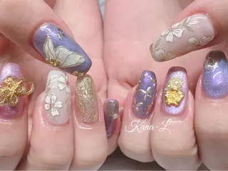 ネイル 芦辺 香奈のネイルデザイン