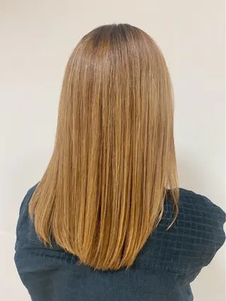 セミロング 韓国 /透明感/サキナのヘアスタイル