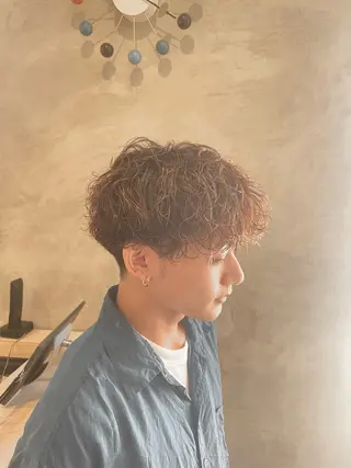 メンズ ブリーチなし透明感 カラー✨山仲絢圭のヘアスタイル