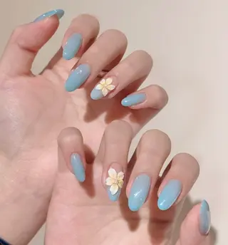 ネイル 高木 維麗絲のネイルデザイン