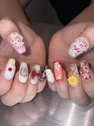 ネイル 👽個性派ネイル🎀 komachiのマツエク・マツパデザイン