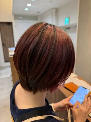 カラー 岡山 優芽のヘアスタイル