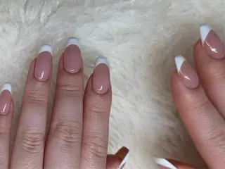 ネイル ReRe【リリ】姪浜駅南口店所属・Nail Takeshitaのネイルデザイン