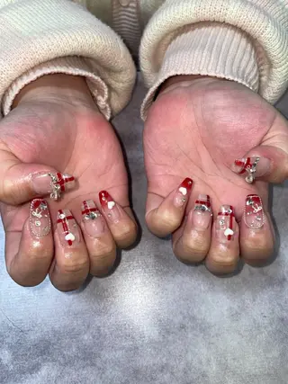 ネイル rino  nail所属・坂上 詩織のネイルデザイン