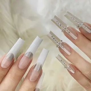 ネイル 清水 亞美のネイルデザイン