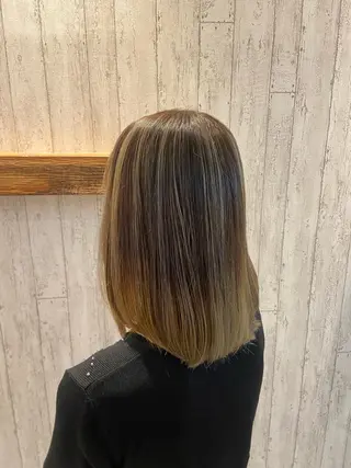 ミディアム カラー 成田 海斗のヘアスタイル