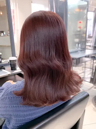 ミディアム カラー raika .のヘアスタイル