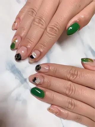 ネイル 菅野 愛花のネイルデザイン