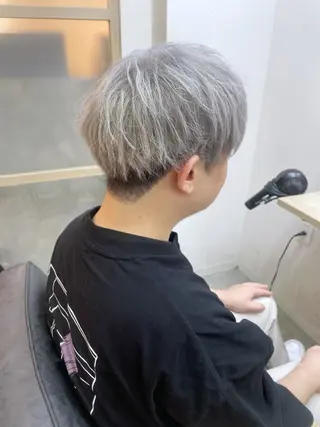 ミディアム カラー メンズ EMANON新宿南口所属・ケアブリーチ×艶カラ ー️🫧Shioriのヘアスタイル