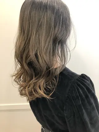 セミロング GO TODAY SHAiRE SALON原宿Stella店所属・GO TODAY シェアサロンのヘアスタイル
