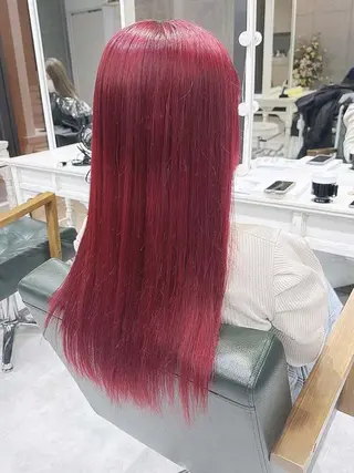 ロング カラー ヘアアレンジ 𝐑𝐈𝐍𝐊𝐀 🐣🩷のヘアスタイル