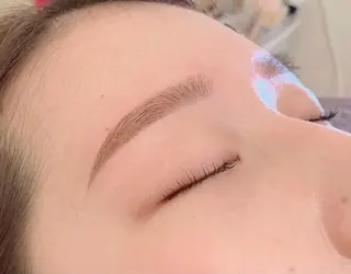 アイブロウ AtelierRin小牧本店所属・AtelierRin Ayumiのマツエク・マツパデザイン