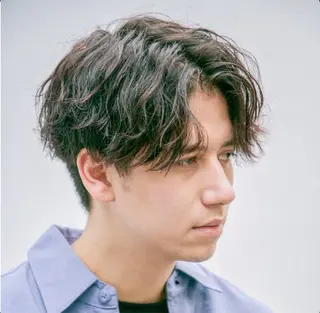 ミディアム カラー メンズ 板岡 丈一のヘアスタイル