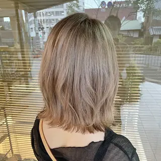 ミディアム カラー ハピネスクローバー学園前所属・✨ミニモ指名奈良1位 ✨濱崎のヘアスタイル