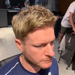 ショート MENS FEEL所属・メンズパーマが上手い 💇RYO❤️‍🔥のヘアスタイル