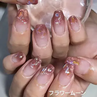 ネイル フラワー ムーンのネイルデザイン