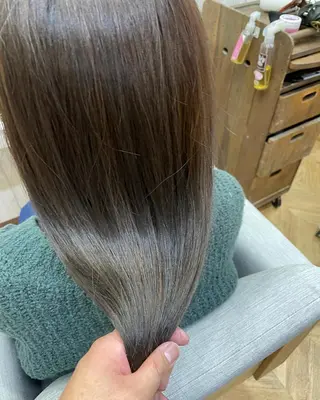 カラー パーマ ヘアアレンジ メンズ キッズ ネイル マツエク・マツパ Saffyハリウッド トリートメント◎のヘアスタイル