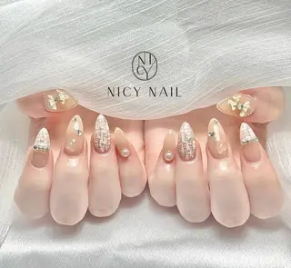 ネイル Anna_ Nicy Nailのネイルデザイン