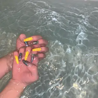 ネイル RICO NAIL所属・RICO Nail パーツつけ放題🌈のネイルデザイン