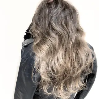 ロング ブリーチ/髪質改善 NYNY大久保のヘアスタイル