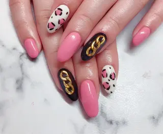 ネイル マジックミラー所属・マジック ミラーのネイルデザイン