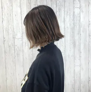 ミディアム 田中 あかねのヘアスタイル