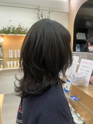 ミディアム 🟣niw SHUNNA🟣のヘアスタイル