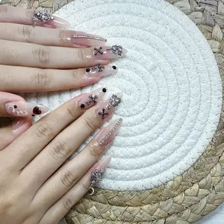 ネイル mira-cle大濱美容アカデミー所属・AI NAのネイルデザイン