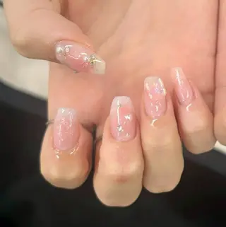 ネイル アトリエ　ミモザ所属・いまむら あかりのネイルデザイン