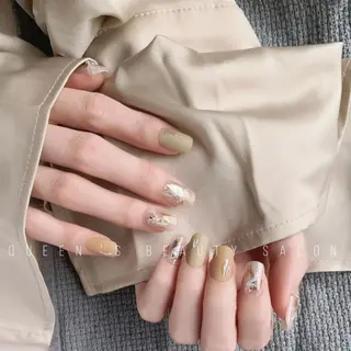 ネイル Queen's ゆなのネイルデザイン