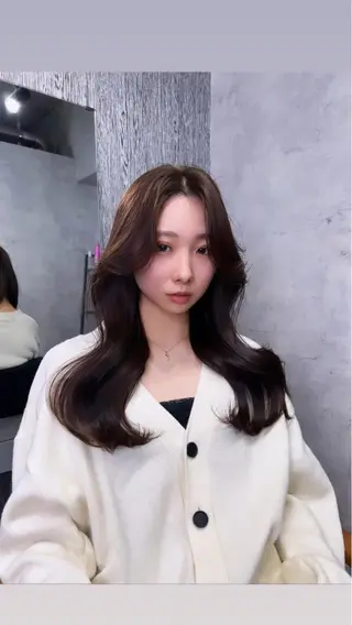 ロング カラー パーマ ヘアアレンジ メンズ キッズ ネイル マツエク・マツパ アイブロウ レイヤー／顔周り 韓国ヘア森田和貴のヘアスタイル